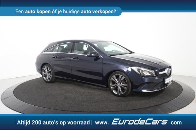 Mercedes-Benz Cla Shooting Brake 180 AMG *Leer*Navigatie*