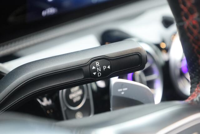 Mercedes-Benz Cla Shooting Brake 180 Business Solution AMG | AMG-Styling | Matrix Led | CarPlay | Burmester | Stoelverw. | Panoramadak | DAB