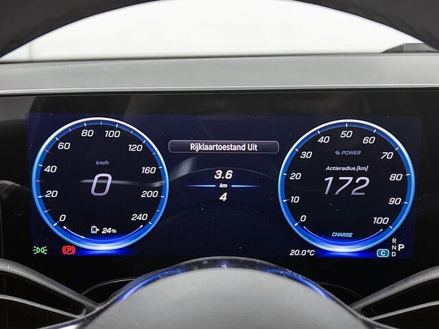 Mercedes-Benz Cla Shooting Brake 250+ Business Solution 85 kWh | Smartphone integratiepakket | Warmtewerend, donkergetint glas | Massagefunctie | Vast panoramadak | URBAN GUARD | 18 inch zes-dubbelspaaks lichtmetalen velgen |