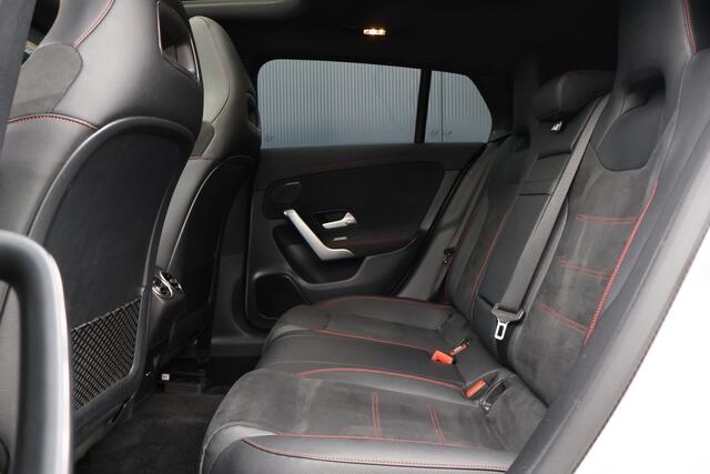 Mercedes-Benz Cla Shooting Brake 250 e Business Solution AMG Limited 218pk | Pano | Sfeer | Wide Screen | Stoelverwarming | Camera | LED | Elektr. verst. stoelen