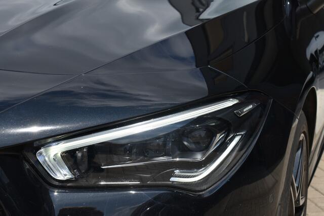 Mercedes-Benz Cla Shooting Brake 250 e Business Solution AMG Limited PANO/MEMORY/MATRIX/SFEERVERLICHTING/CARPLAY