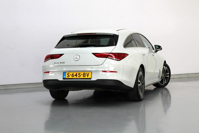 Mercedes-Benz Cla Shooting Brake 200 Business Line 164PK, RIJKLAAR | METALLIC LAK | TREKHAAK | CAMERA | LED | ELEC-ACHTERKLEP