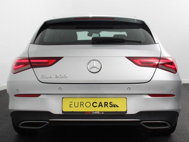 Mercedes-Benz Cla Shooting Brake 200 Progressive Premium Climate control Parkeersensoren Achteruitrij camera verwarmde voorstoelen Navigatie Cruise control Lane assist LED