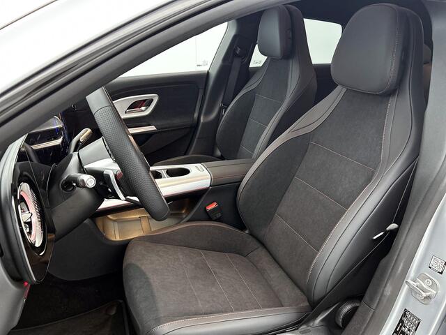 Mercedes-Benz Cla Shooting Brake 200 Business Solution AMG 58 kWh | Nightpakket | Trekhaak | Sportstoelen | Vast panoramadak | URBAN GUARD | Warmtewerend, donkergetint glas | 18 inch vijfspaaks lichtmetalen AMG-velgen |