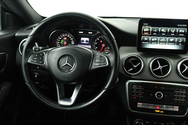 Mercedes-Benz Cla Shooting Brake 180 Business Solution (STOELVERWARMING, CAMERA, NAVIGATIE, PARKEERSENSOREN, CRUISE)