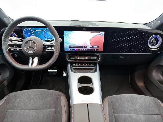 Mercedes-Benz Cla Shooting Brake 250+ Business Solution AMG 85 kWh | Nightpakket | Vast panoramadak | Sportstoelen | Massagefunctie | 18 inch vijfspaaks lichtmetalen AMG-velgen | URBAN GUARD | Warmtewerend, donkergetint glas |
