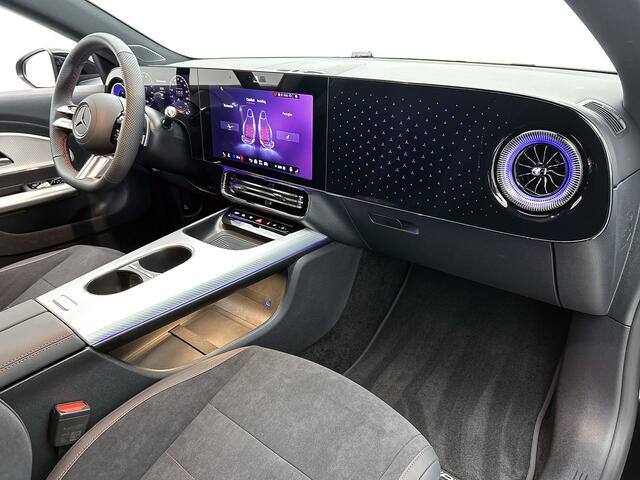 Mercedes-Benz Cla Shooting Brake 250+ Business Solution AMG 85 kWh | Nightpakket | Trekhaak | Vast panoramadak | Sportstoelen | Massagefunctie | 18 inch vijfspaaks lichtmetalen AMG-velgen | URBAN GUARD |