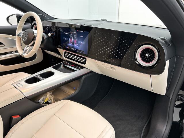 Mercedes-Benz Cla Shooting Brake 250+ Business Solution Luxury 85 kWh | Nightpakket | Trekhaak | Vast panoramadak | Massagefunctie | URBAN GUARD | 19 inch vijfspaaks lichtmetalen velgen |
