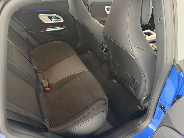 Mercedes-Benz Cla Shooting Brake 250+ Business Solution AMG 85.5 kWh | Nightpakket | Memorypakket | Panoramadak | Dodehoekassistent | Spiegelpakket | |