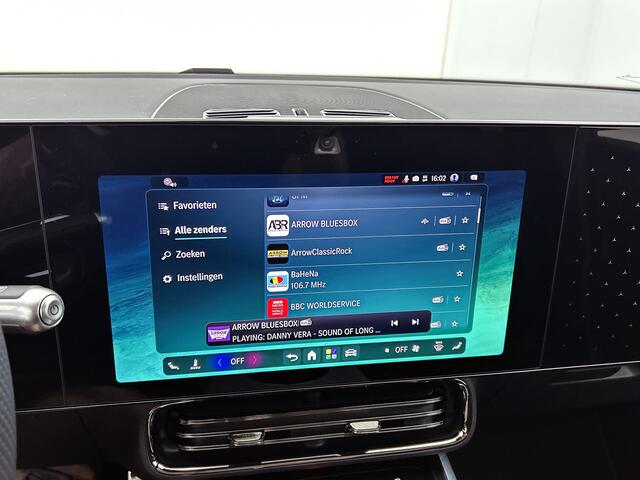 Mercedes-Benz Cla Shooting Brake 250+ Business Solution AMG 85 kWh | Nightpakket | Trekhaak | Vast panoramadak | Sportstoelen | Massagefunctie | Warmtewerend, donkergetint glas | 18 inch vijfspaaks lichtmetalen AMG-velgen |