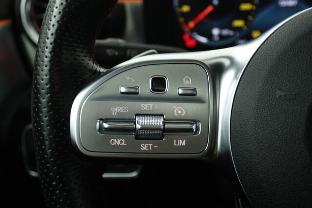 Mercedes-Benz Cla Shooting Brake 180 AMG Line (PANORAMADAK, SFEERVERLICHTING, STOELVERWARMING, CAMERA)
