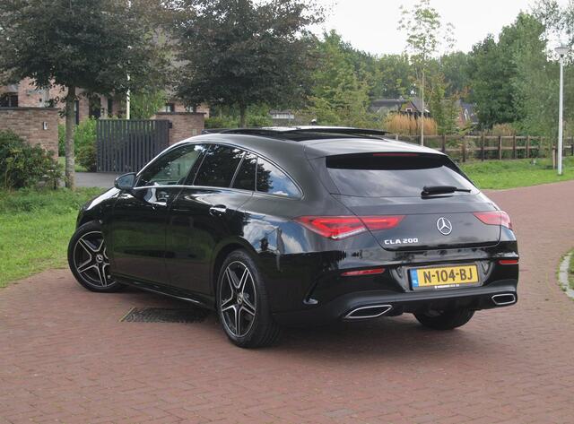 Mercedes-Benz Cla Shooting Brake 200 Business Solution AMG | Panoramadak | Camera | Sfeerverlichting | Apple Carplay | Burmester |