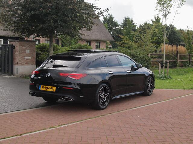 Mercedes-Benz Cla Shooting Brake 200 Business Solution AMG | Panoramadak | Camera | Sfeerverlichting | Apple Carplay | Burmester |