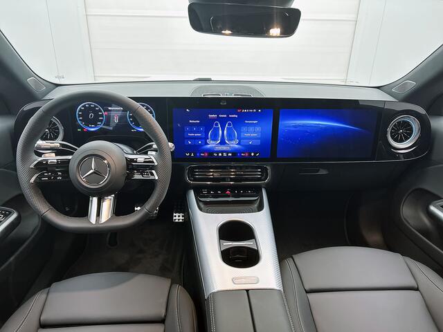 Mercedes-Benz Cla Shooting Brake 200 Business Solution AMG 58 kWh | Premium Pakket | Winterpakket | Nightpakket | Trekhaak | MBUX Augmented Reality navigatie | Smartphone integratie | Vast panoramadak | Massagefunctie | Warmtewerend, donkergetint glas |