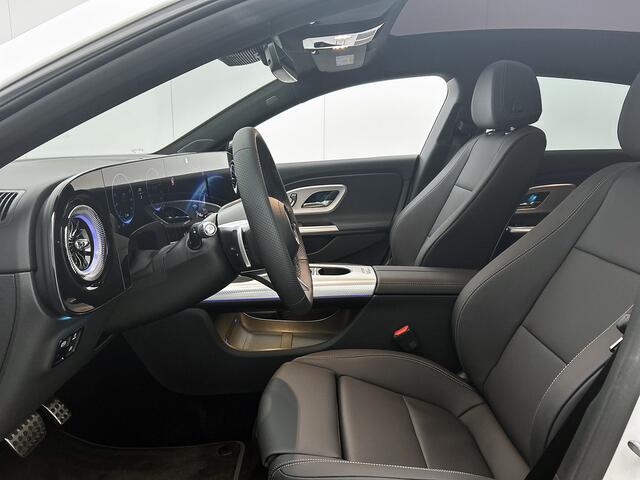 Mercedes-Benz Cla Shooting Brake 200 Business Solution AMG 58 kWh | Premium Pakket | Winterpakket | Nightpakket | Trekhaak | MBUX Augmented Reality navigatie | Smartphone integratie | Vast panoramadak | Massagefunctie | Warmtewerend, donkergetint glas |