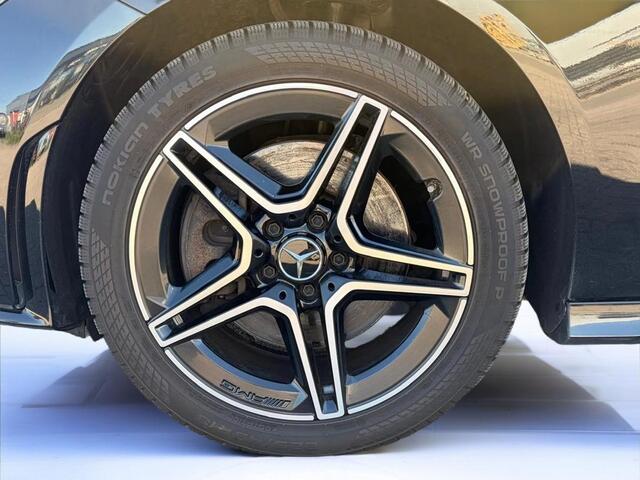 Mercedes-Benz Cla Shooting Brake 250 e AMG Line SFEERVERLICHTING - PDC - AMG - NAVI