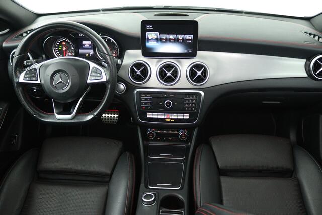 Mercedes-Benz Cla Shooting Brake 200 Prestige (PANORAMADAK, STOELVERWARMING, CAMERA, NAVIGATIE, PARKEERSENSOREN)