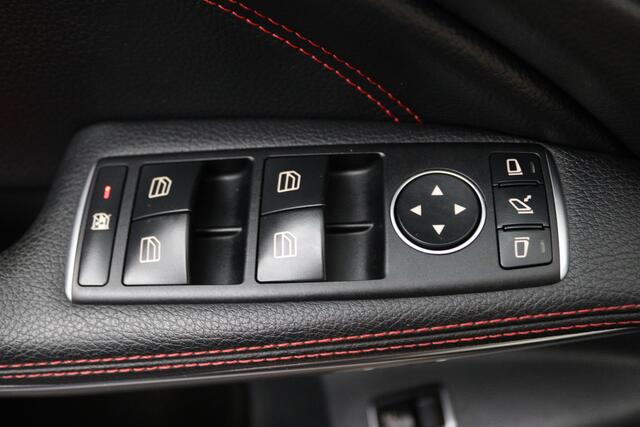 Mercedes-Benz Cla Shooting Brake 200 Prestige (PANORAMADAK, STOELVERWARMING, CAMERA, NAVIGATIE, PARKEERSENSOREN)