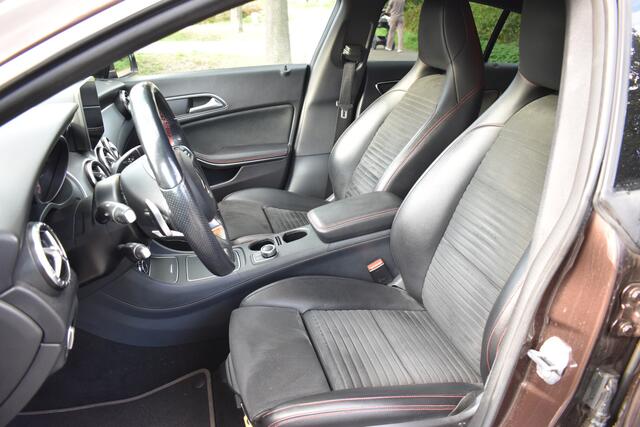Mercedes-Benz Cla Shooting Brake 180 Business Solution AMG AUT. NIEUWSTAAT!