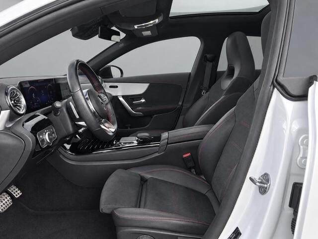 Mercedes-Benz Cla Shooting Brake 250 e Business Solution AMG Limited