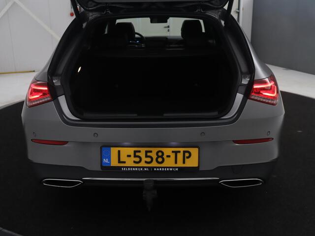 Mercedes-Benz Cla Shooting Brake 200 Business Solution Luxury | Panoramadak | Adaptive cruise | Memory | Trekhaak | Stoelverwarming | Camera | Park assist | Sfeerverlichting | Carplay | Climate control
