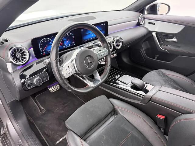 Mercedes-Benz Cla Shooting Brake 180 Business Solution AMG 2022 km 36.000 136pk