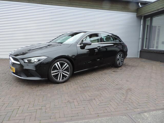 Mercedes-Benz Cla Shooting Brake 180 Business Solution Luxury leer sfeer licht