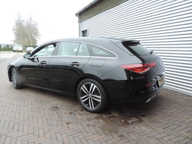 Mercedes-Benz Cla Shooting Brake 180 Business Solution Luxury leer sfeer licht