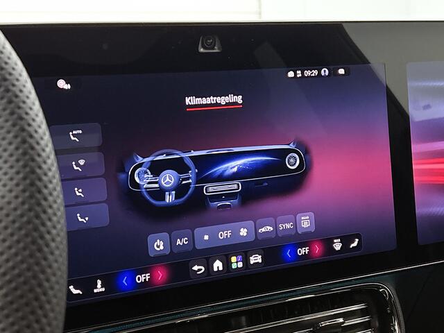 Mercedes-Benz Cla Shooting Brake 200 Business Solution AMG 58 kWh | Premium Plus pakket | Nightpakket | Trekhaak | Vast panoramadak | Burmester 3D Surround Sound | Sportstoelen | 18" vijfspaaks lichtmetalen AMG-velgen | URBAN GUARD |