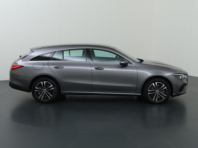 Mercedes-Benz Cla Shooting Brake 250 e Star Edition | Trekhaak | Stoelverwarming | Achteruitrijcamera | Widescreen |