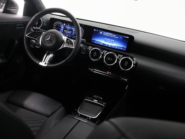 Mercedes-Benz Cla Shooting Brake 250 e Star Edition | Trekhaak | Stoelverwarming | Achteruitrijcamera | Widescreen |