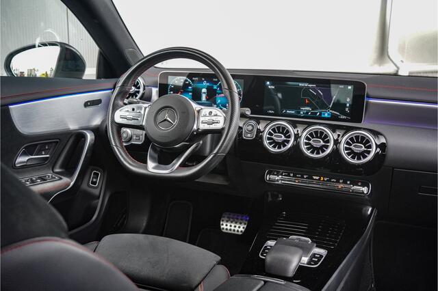 Mercedes-Benz Cla Shooting Brake 180 AMG, PANO, SFEER, CAMERA, TREKHAAK