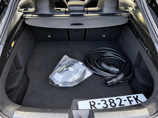 Mercedes-Benz Cla Shooting Brake BWJ 2022 250 e Business Solution AMG Limited PANODAK | KEYLESS | TREKHAAK | CARPLAY | SFEERVERLICHT. | CAMERA | ELEK. KLEP | STOELVERW. | NWE APK