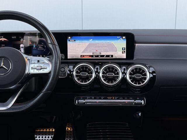 Mercedes-Benz Cla Shooting Brake 200 Premium Plus AMG-Pakket.