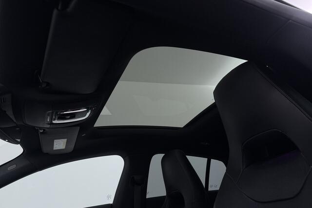 Mercedes-Benz Cla Shooting Brake 200 Premium Plus (PANORAMADAK, SFEERVERLICHTING, HEAD-UP, CAMERA, ELEKT. STOELEN)