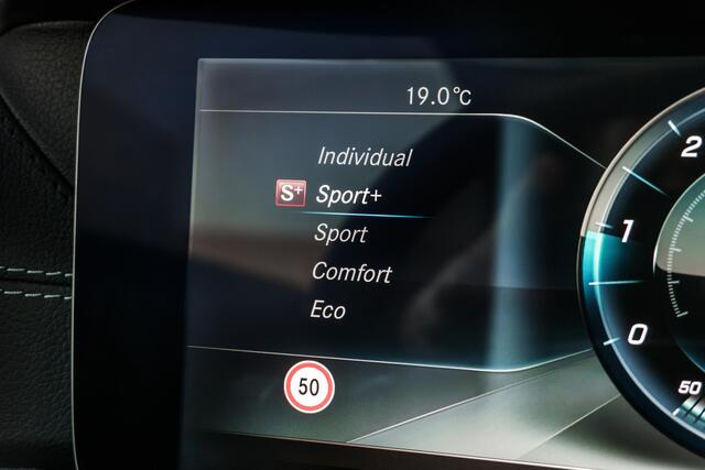 Mercedes-Benz E-KLASSE Coupé 220 d AMG Package - Edition 1 - Obsidian Black - Burmester