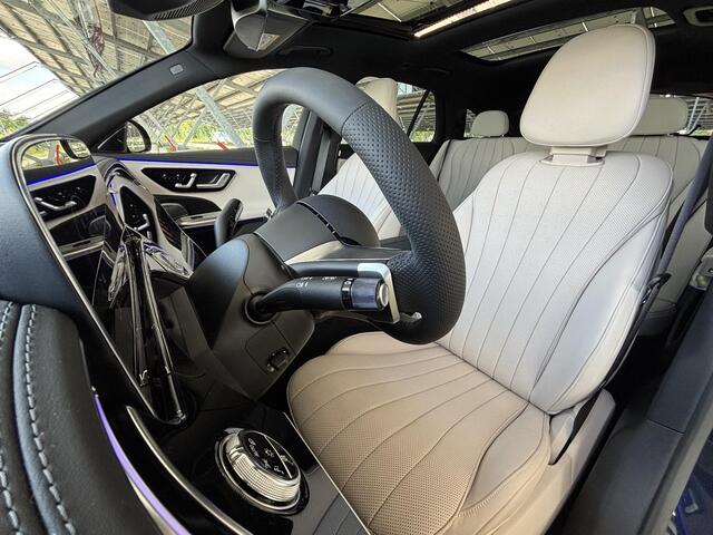 Mercedes-Benz E-KLASSE 300 e AMG Line Sport Edition | Night | Superscreen | Panoramadak | Rijassistentiepakket | Burmester | 360 camera | Stoelverwarming/ventilatie |