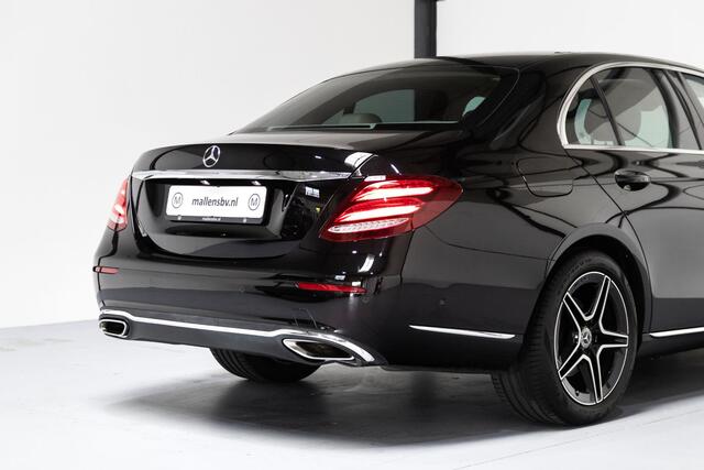 Mercedes-Benz E-KLASSE 200 Prestige Plus OPENDAK/E.TREKHAAK/GLASCOATING/VOLDEALERONDERHOUD