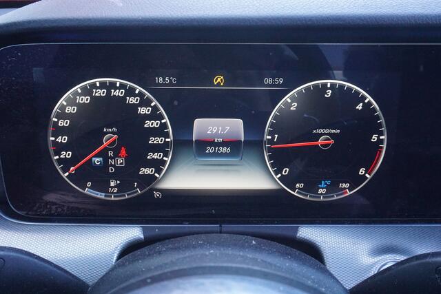 Mercedes-Benz E-KLASSE 220 d Advantage | Virtual Cockpit | Panoramadak | 360° Camera | Cruise Control | Navigatie |