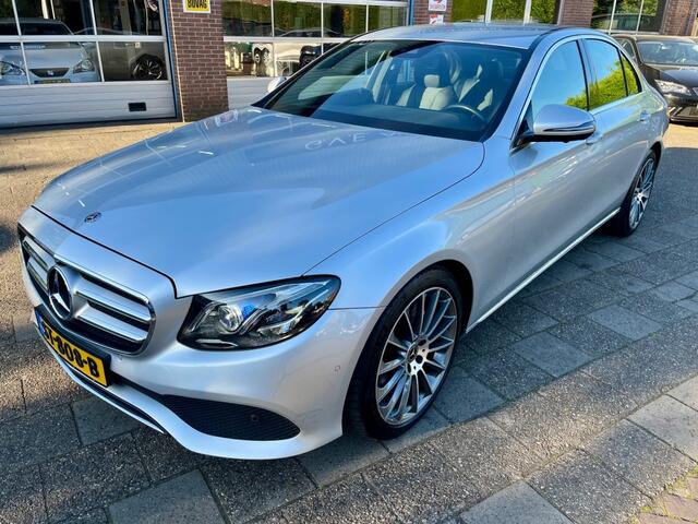 Mercedes-Benz E-KLASSE 200 D PREMIUM