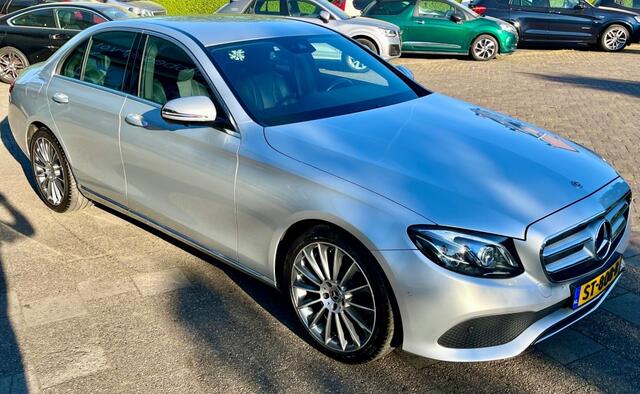 Mercedes-Benz E-KLASSE 200 D PREMIUM