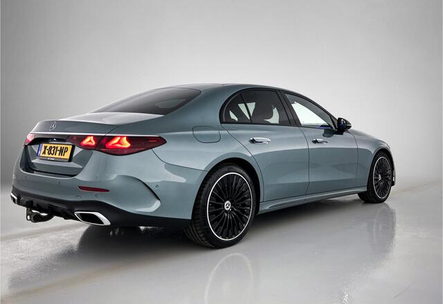 Mercedes-Benz E-KLASSE 400 e 4MATIC AMG Line | Hyperscreen | Navigatie | Multispaaks lichtmetalen velgen | Alarm klasse 5 | Parking support met 350e camera | full option | Inclusief 24 maanden MB Certified garantie voor Europa.