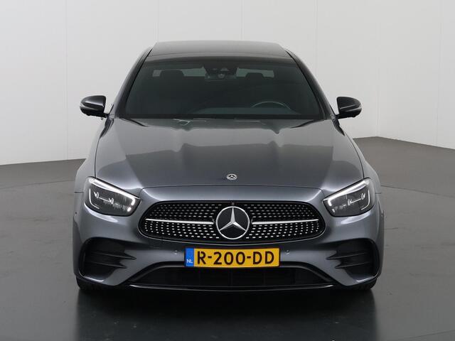 Mercedes-Benz E-KLASSE 200 AMG Line | Night | Burmester | Panoramadak | Sfeerverlichting | Stoelverwarming |