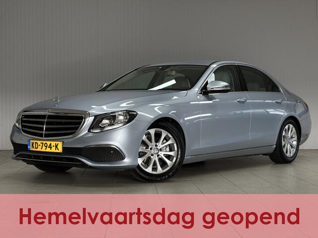 Mercedes-Benz E-KLASSE 220 d/ 195pk!/ Sfeerverl./ Vol Leder/ Luchtvering/ Camera/ Navi/ Clima/ Cruise/ Elek. pakket/ Isofix/ Bluetooth/ Armsteun/ Multi. LEDER. Stuur/ Chroom/ PDC V+A/ LED Dagrijverl./ NL AUTO!.