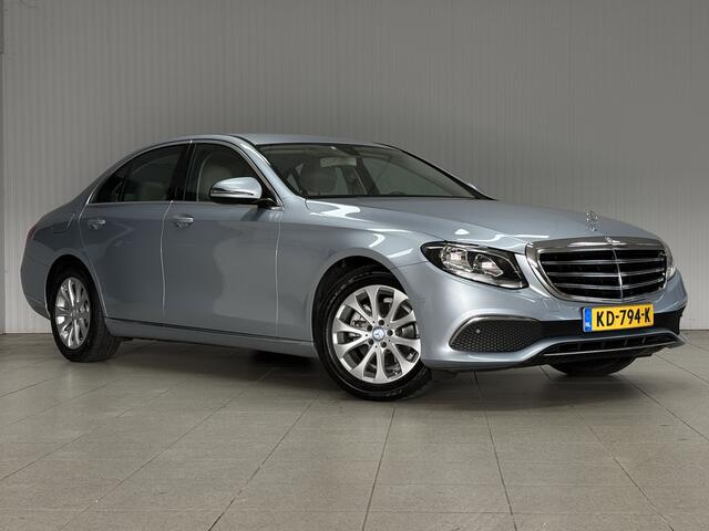 Mercedes-Benz E-KLASSE 220 d/ 195pk!/ Sfeerverl./ Vol Leder/ Luchtvering/ Camera/ Navi/ Clima/ Cruise/ Elek. pakket/ Isofix/ Bluetooth/ Armsteun/ Multi. LEDER. Stuur/ Chroom/ PDC V+A/ LED Dagrijverl./ NL AUTO!.