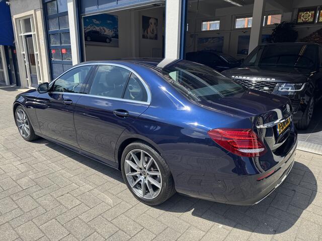 Mercedes-Benz E-KLASSE 200 Bus. Sol. Sport AMG/WIDESCREEN/ NL AUTO/1 EIGN.