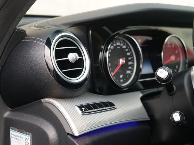Mercedes-Benz E-KLASSE E200 | NL Auto | AMG | panorama | led | Nette staat..