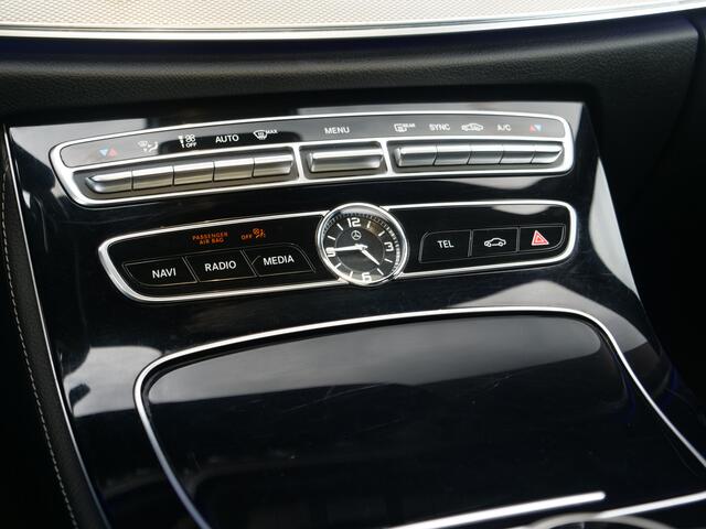 Mercedes-Benz E-KLASSE E200 | NL Auto | AMG | panorama | led | Nette staat..