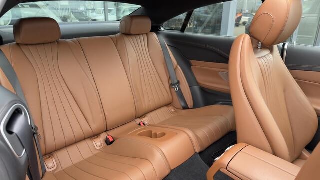 Mercedes-Benz E-KLASSE Coupé 400 4MATIC Premium Plus Amg Line |