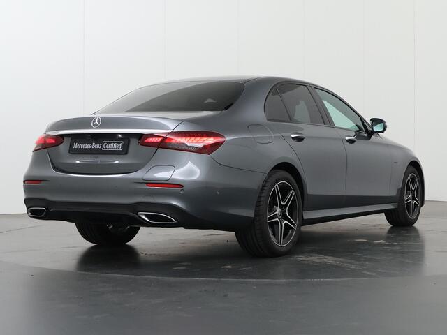 Mercedes-Benz E-KLASSE 300 e AMG Night | Nappa leder | Multibeam Led | 360 graden camera | Key-less Go | Dodehoek assistent |